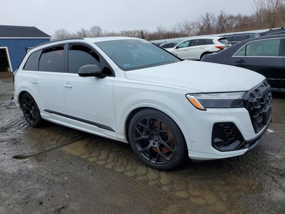 2025 Audi Sq7