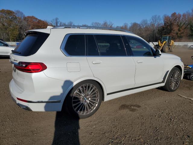 2022 BMW X7