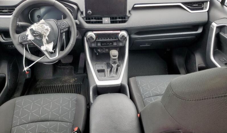 
								2024 Toyota Rav4 full									