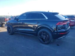 
										2022 Audi Q8 full									