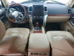 
										2013 Toyota Land cruiser full									