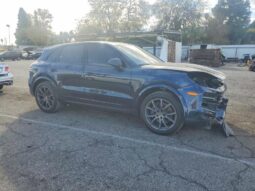 
										2024 Porsche Cayenne full									