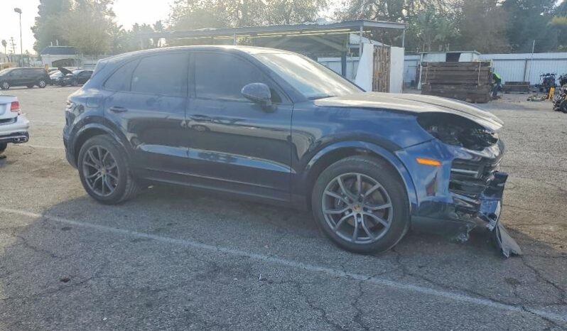 
								2024 Porsche Cayenne full									