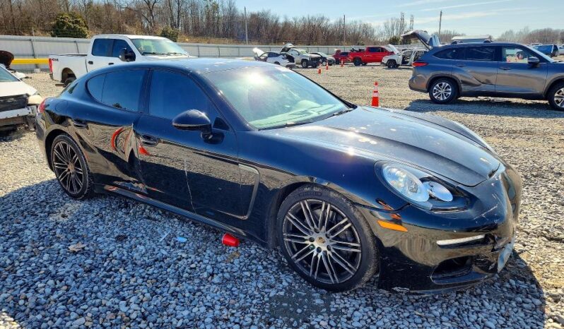 
								2016 Porsche Panamera full									