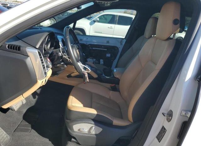 
								2015 Porsche Cayenne full									