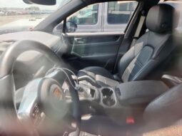 
										2023 Porsche Cayenne full									