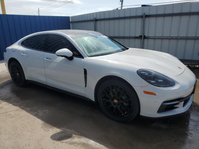 2018 Porsche Panamera