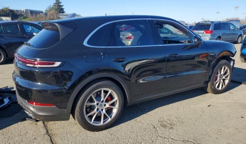 
								2025 Porsche Cayenne full									