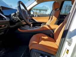 
										2023 BMW X7 full									