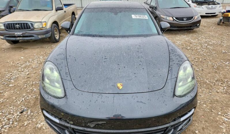 
								2019 Porsche Panamera full									
