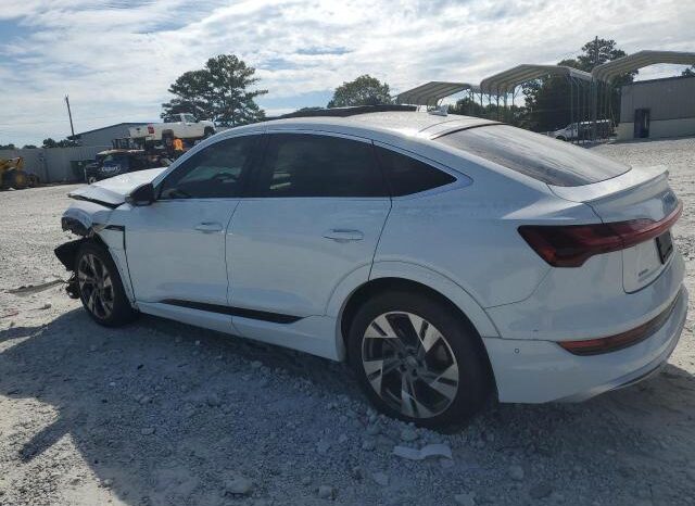 
								2021 Audi E-tron full									