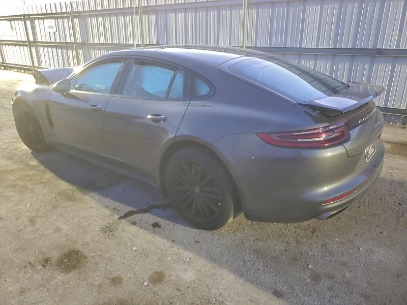 2017 Porsche Panamera