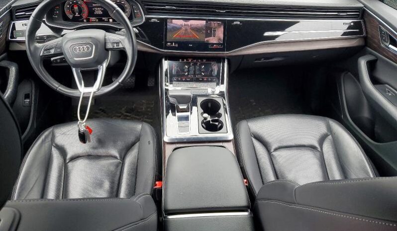 
								2019 Audi Q8 full									