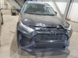 
										2022 Toyota Rav4 full									