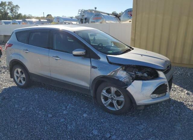 
								2016 Ford Escape se full									
