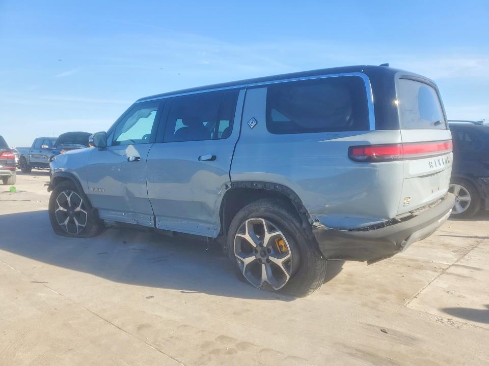 2024 Rivian R1s
