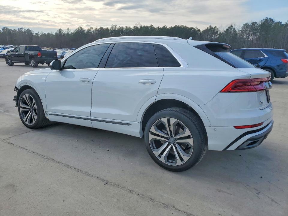 2020 Audi Q8