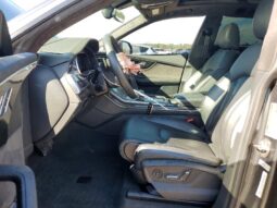 
										2019 Audi Q8 full									