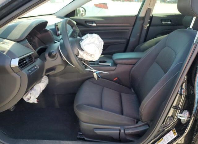 
								2021 Nissan Altima s full									