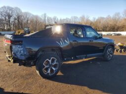 
										2022 Rivian R1t full									