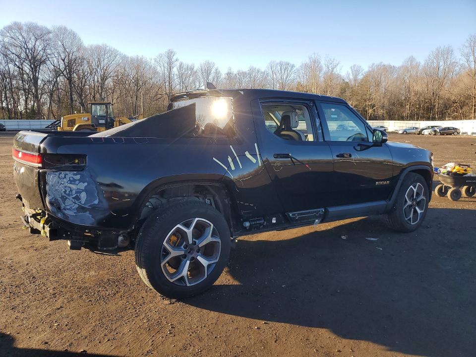 2022 Rivian R1t