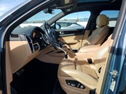 
										2019 Porsche Cayenne full									