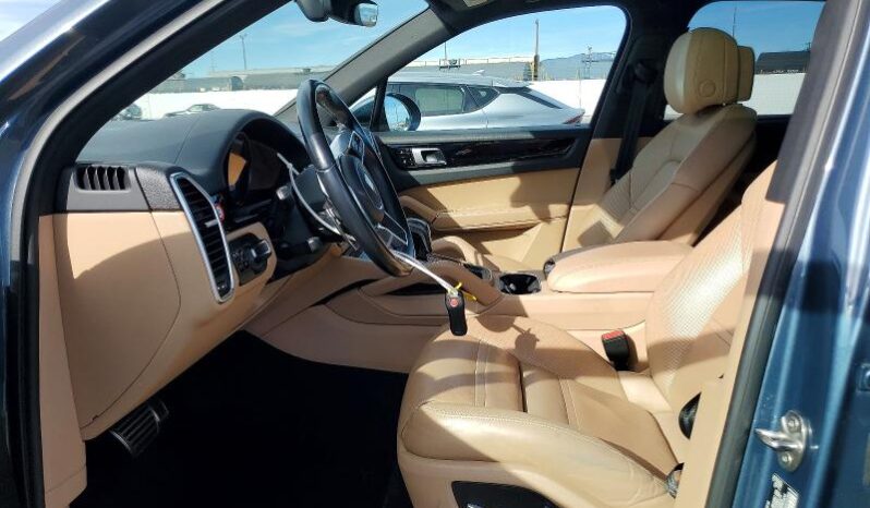 
								2019 Porsche Cayenne full									
