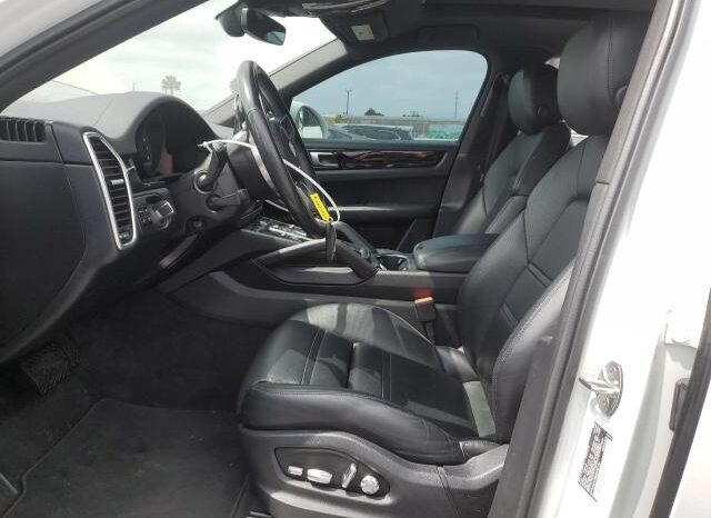 
								2021 Porsche Cayenne full									
