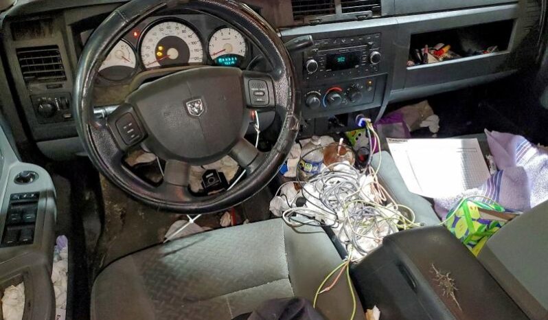 
								2008 Dodge Dakota full									