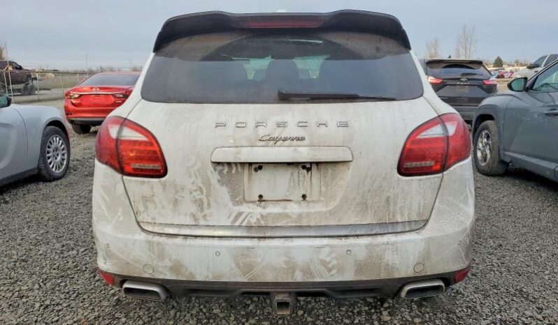 
								2013 Porsche Cayenne full									