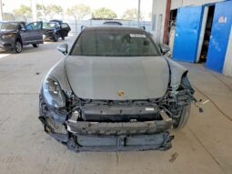 
										2018 Porsche Panamera full									