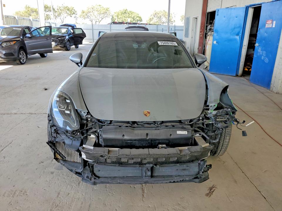 2018 Porsche Panamera