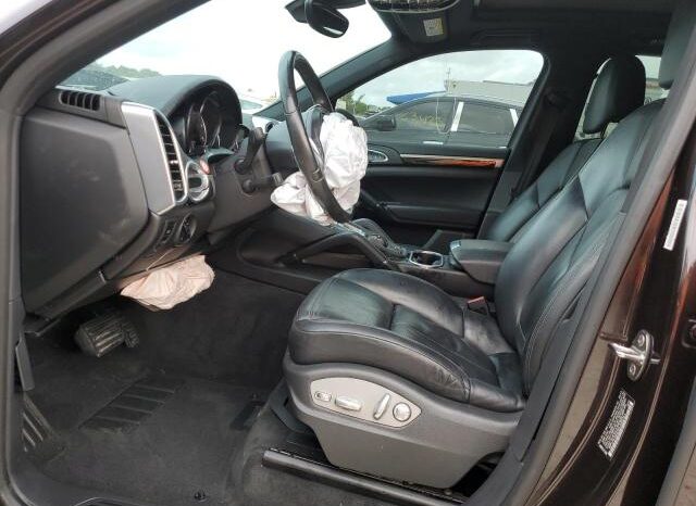
								2014 Porsche Cayenne full									