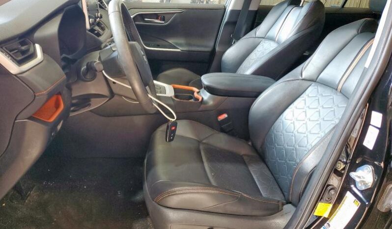 
								2021 Toyota Rav4 full									