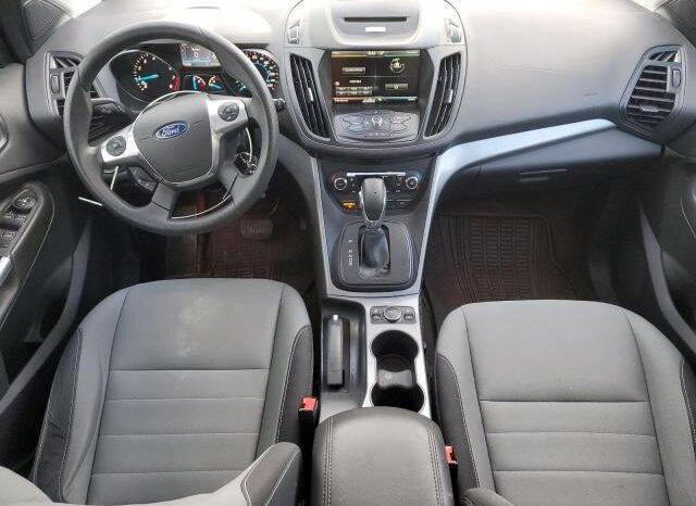 
								2015 Ford Escape se full									