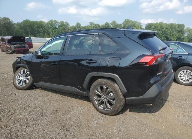 
								2024 Toyota Rav4 full									