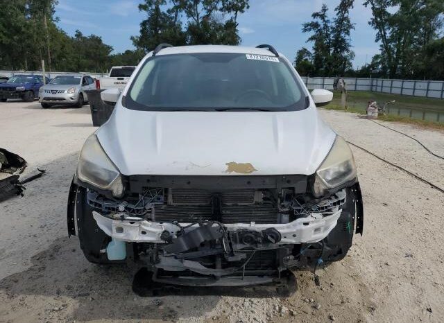 
								2018 Ford Escape se full									