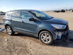 
										2019 Ford Escape se full									