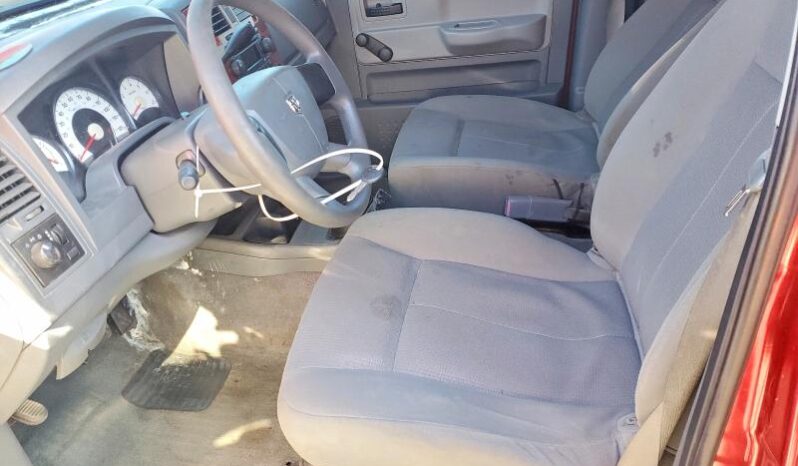 
								2006 Dodge Dakota full									