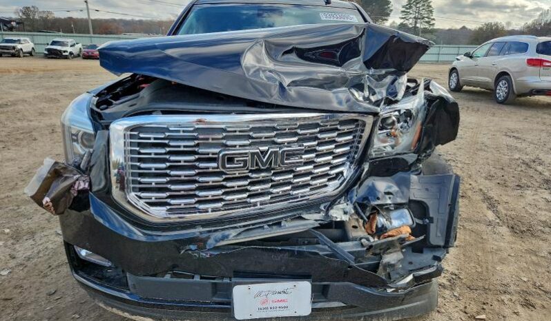 
								2019 Gmc Yukon full									