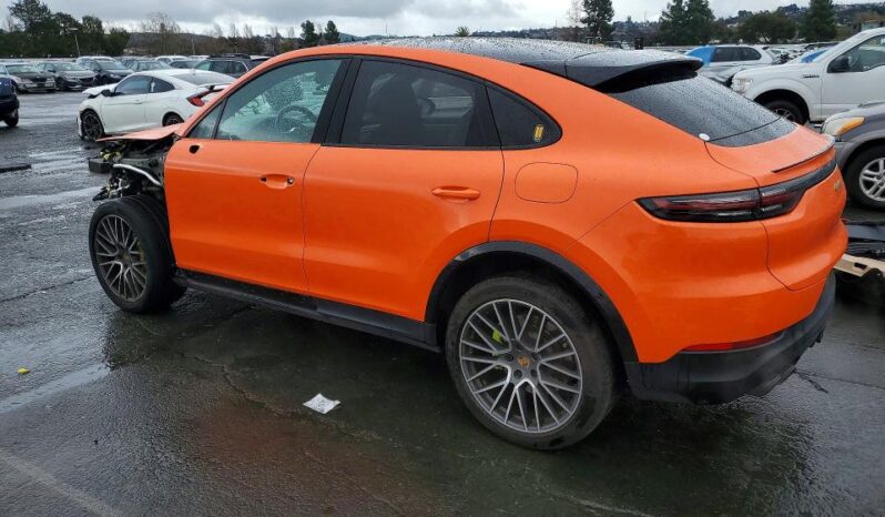 
								2022 Porsche Cayenne full									