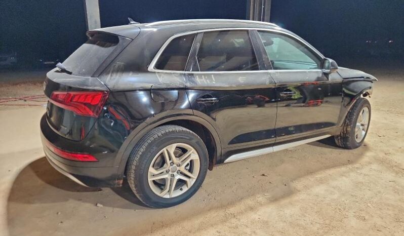 
								2019 Audi Q5 full									
