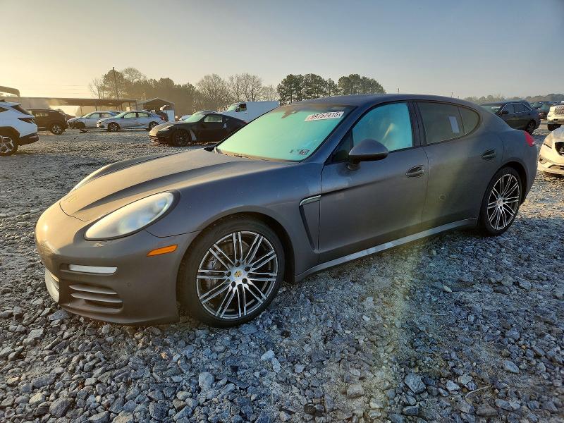 2016 Porsche Panamera