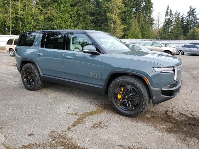 2025 Rivian R1s
