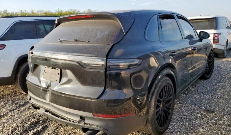 
								2023 Porsche Cayenne full									