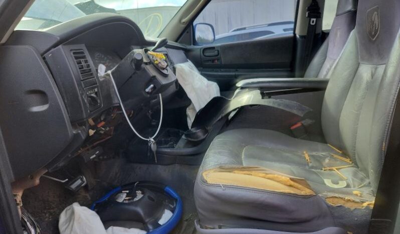 
								2004 Dodge Dakota full									