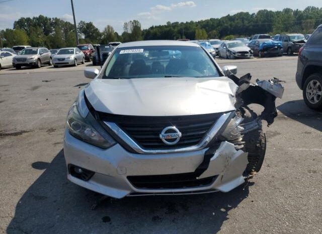 
								2017 Nissan Altima 3.5 full									