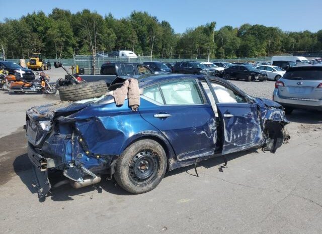 
								2019 Nissan Altima s full									