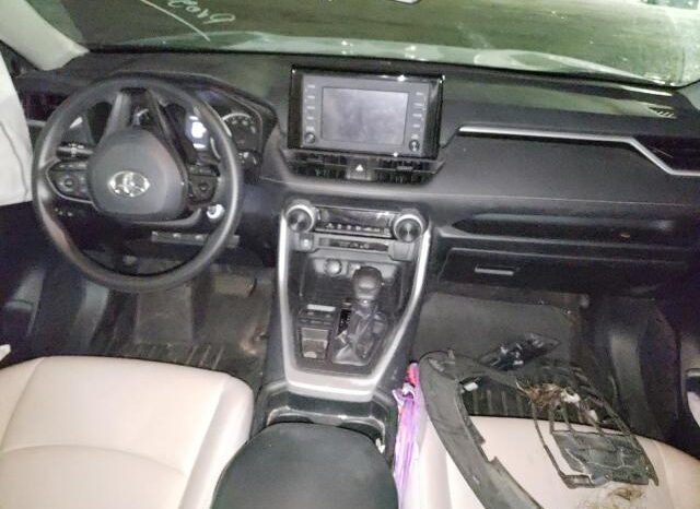 
								2019 Toyota Rav4 full									