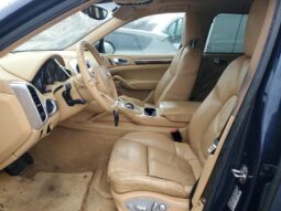 
										2012 Porsche Cayenne full									